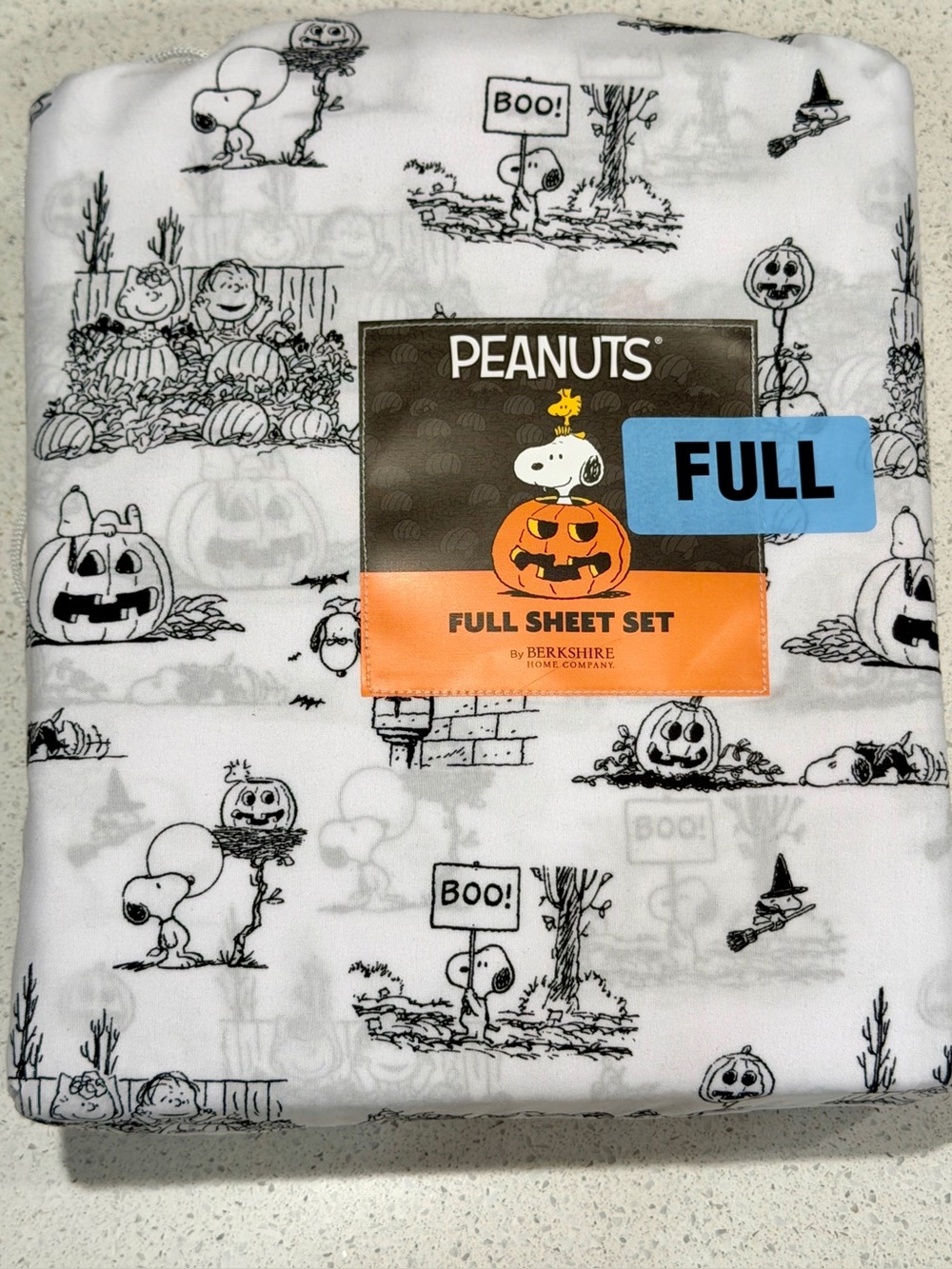Peanuts Snoopy Charlie Brown Halloween Black White Pumpkin Patch Full Sheet